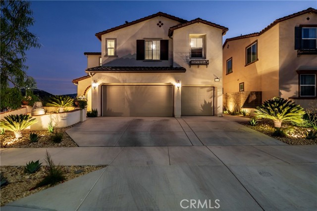 Detail Gallery Image 3 of 57 For 11313 Atlas, Corona,  CA 92883 - 4 Beds | 2/1 Baths