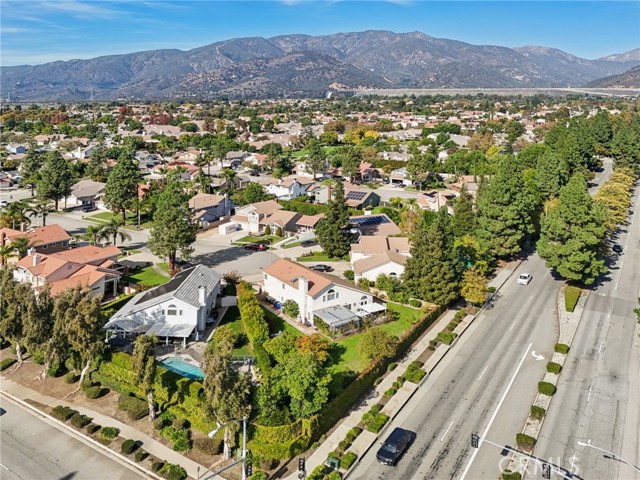 Detail Gallery Image 6 of 52 For 1214 Miller Ct, Upland,  CA 91784 - 4 Beds | 3 Baths