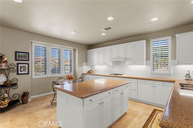 Large kitchen with ample space