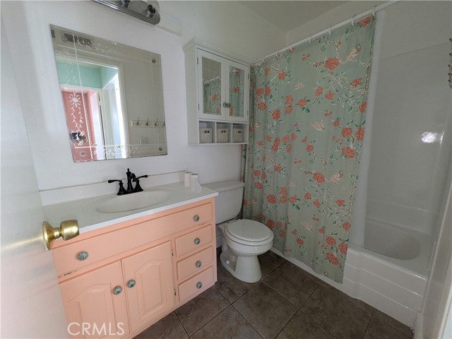 Detail Gallery Image 12 of 22 For 5428 E Snow Wood #D,  Anaheim,  CA 92807 - 2 Beds | 1 Baths