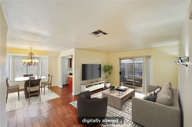 Detail Gallery Image 2 of 25 For 1742 S Mountain Ave #E,  Ontario,  CA 91762 - 2 Beds | 2 Baths