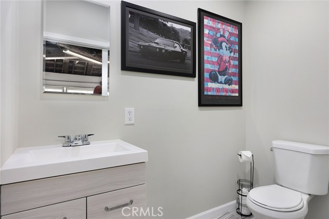 Detail Gallery Image 30 of 39 For 8429 Sale Ave, West Hills,  CA 91304 - 4 Beds | 2/1 Baths