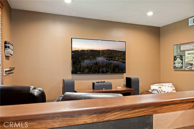 Detail Gallery Image 40 of 52 For 813 Brentwood, Lake Arrowhead,  CA 92352 - 4 Beds | 3/1 Baths