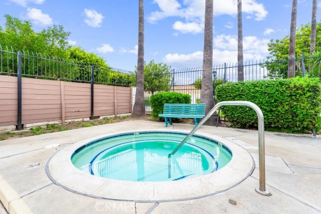 1800 E Heim Ave, Orange CA: https://media.crmls.org/medias/31e03726-3b58-46db-b39c-0d4d8fa0fb74.jpg