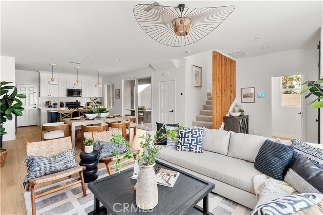 Detail Gallery Image 7 of 41 For 7217 Enclave Dr, Corona,  CA 92880 - 4 Beds | 2/1 Baths