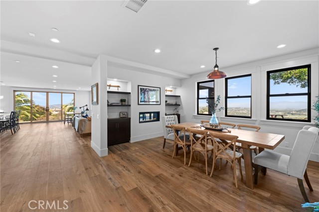 Detail Gallery Image 8 of 65 For 41950 Hacienda Dr, Murrieta,  CA 92562 - 4 Beds | 3/1 Baths