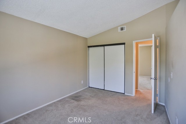 9694 Sycamore Canyon Road, Moreno Valley CA: https://media.crmls.org/medias/31e0dfb0-1978-4034-809a-b96647544282.jpg