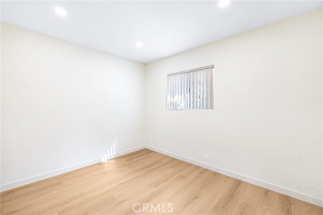 Detail Gallery Image 15 of 18 For 333 Riverdale Dr 1a,  Glendale,  CA 91204 - 2 Beds | 1/1 Baths