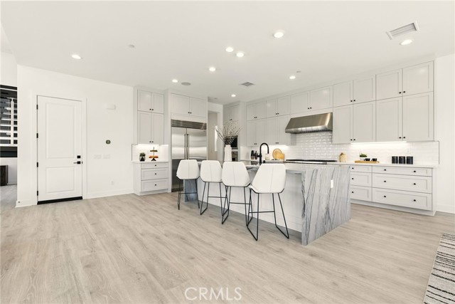 27546 Elderberry Drive, Valencia CA: https://media.crmls.org/medias/31e1dcea-9dcf-4976-992e-1db4efd55e6b.jpg