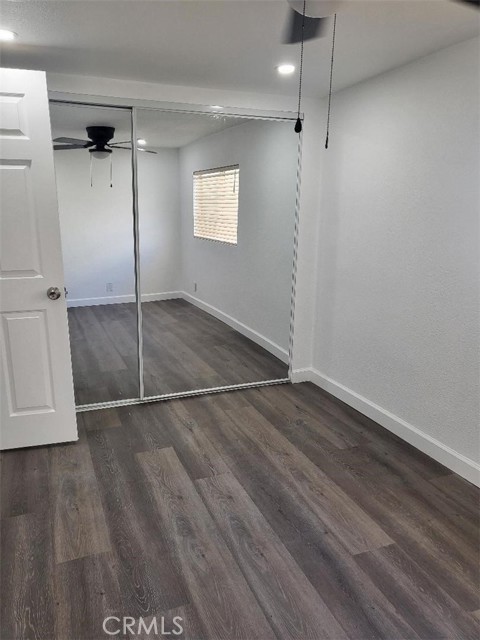 Detail Gallery Image 10 of 10 For 328 326 E 55th, Long Beach,  CA 90805 - 5 Beds | 3 Baths