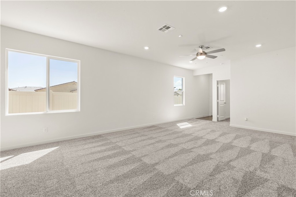 MLS #SW25030054 img 2