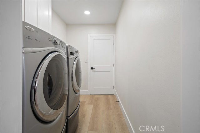 Image 24 of 35 For 1541 Wellington Avenue