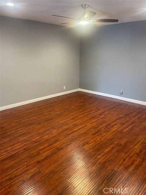 22142 Summit Hill Drive, Lake Forest CA: https://media.crmls.org/medias/31e4bd8f-9166-49c8-8d7a-f748558f1332.jpg