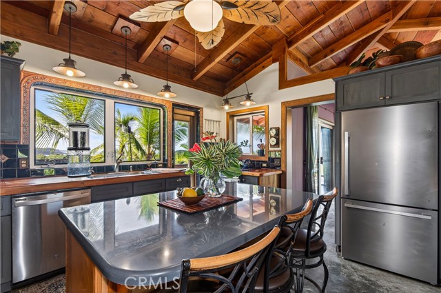 Detail Gallery Image 4 of 67 For 87287 Kaohe Rd, Unincorporated,  HI 96704 - 4 Beds | 3/1 Baths