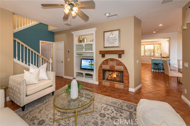 31e50cbb Bb37 492e Ad8f C57de6ec9245