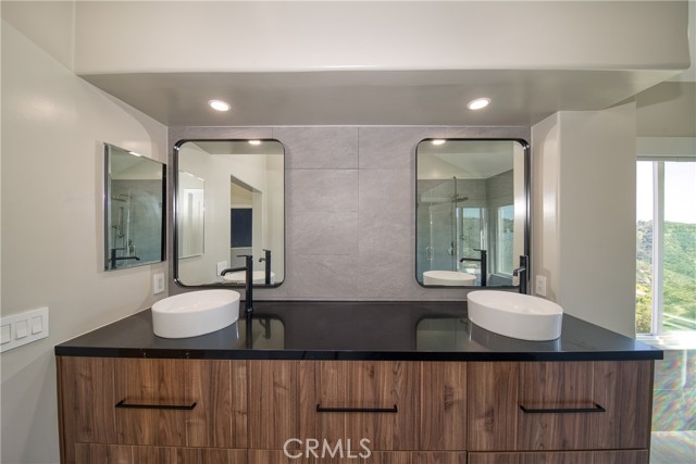 Detail Gallery Image 41 of 59 For 962 Calle Bella, Glendale,  CA 91208 - 4 Beds | 3 Baths