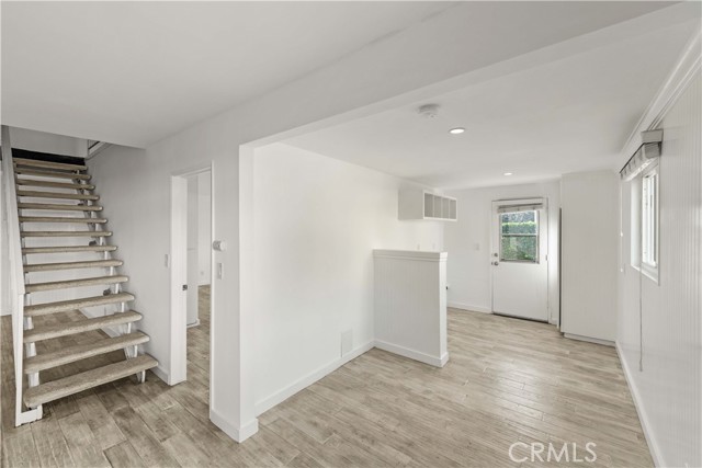 Detail Gallery Image 9 of 15 For 5593 Pioneer, Whittier,  CA 90601 - 4 Beds | 3 Baths