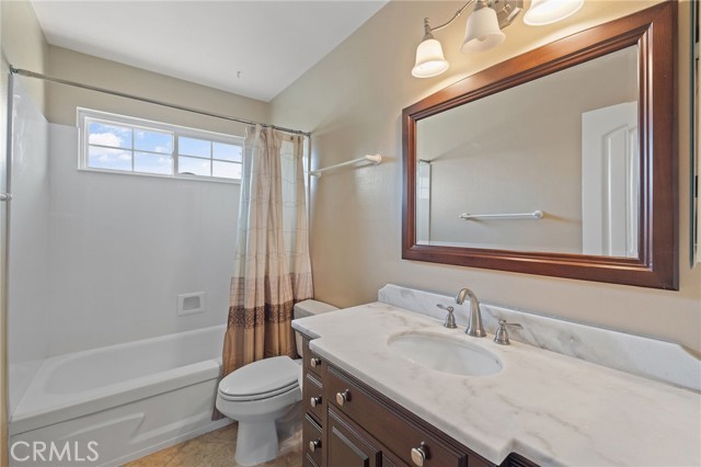 16409 Amber Valley Drive, Whittier CA: https://media.crmls.org/medias/31e64c0a-2188-4755-af85-a807a8133ad0.jpg