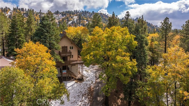 Detail Gallery Image 3 of 49 For 33291 Wild Rose Dr, Green Valley Lake,  CA 92341 - 3 Beds | 3 Baths