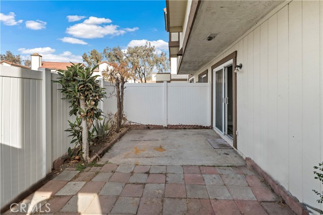 Detail Gallery Image 17 of 21 For 1213 S Palmetto Ave a,  Ontario,  CA 91762 - 3 Beds | 2/1 Baths