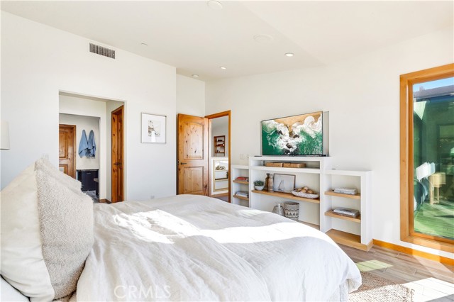 Detail Gallery Image 19 of 42 For 206 Grandview St, Laguna Beach,  CA 92651 - 3 Beds | 3 Baths