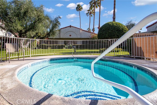 Image 18 for 1833 Araby DR #25
