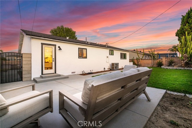 Detail Gallery Image 28 of 33 For 15801 Carrie Ln, Huntington Beach,  CA 92647 - 3 Beds | 2 Baths