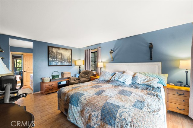 Detail Gallery Image 13 of 31 For 2011 Nob Hill, Running Springs,  CA 92382 - 3 Beds | 2/1 Baths