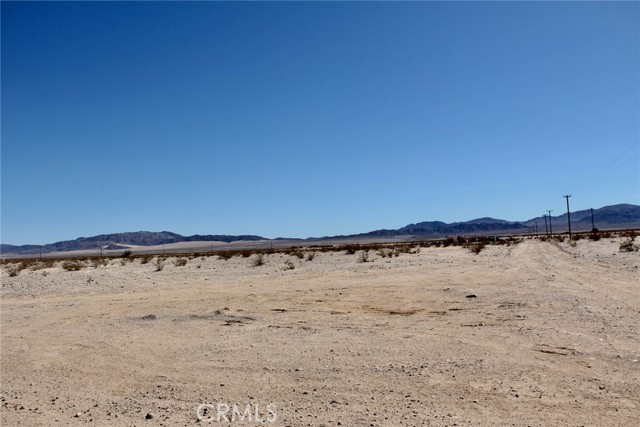 Detail Gallery Image 3 of 7 For 6281811 20000 Amboy Rd, Twentynine Palms,  CA 92277 - – Beds | – Baths