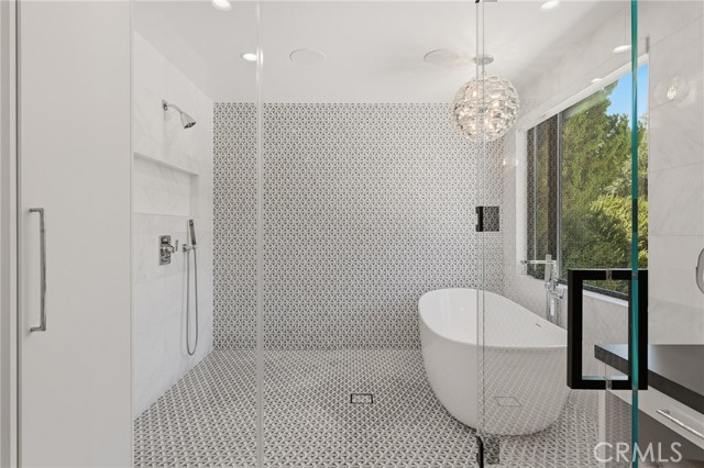 5 Bed Home for Sale in Calabasas, California