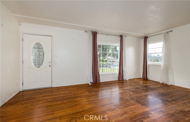 Detail Gallery Image 6 of 24 For 10609 Mountain View Ave, Redlands,  CA 92373 - – Beds | – Baths