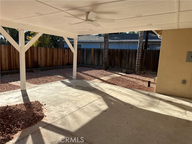 Detail Gallery Image 32 of 33 For 19140 Strathern, Reseda,  CA 91335 - 4 Beds | 2 Baths