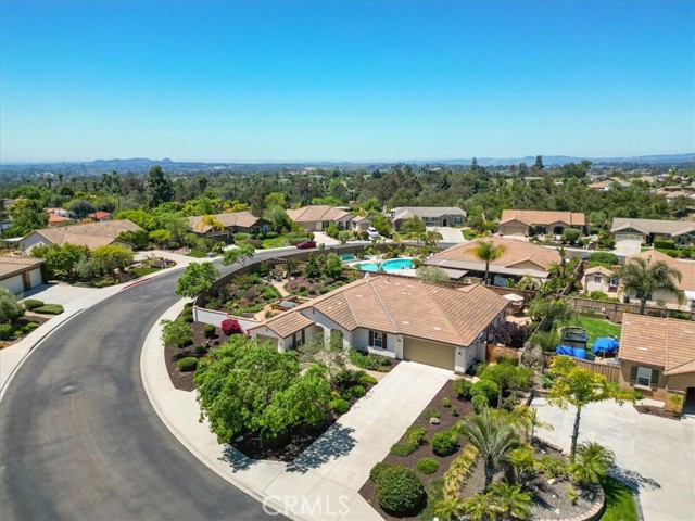 Detail Gallery Image 5 of 56 For 287 Tom Mcguinness Jr. Cir, Fallbrook,  CA 92028 - 4 Beds | 2/1 Baths