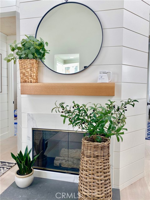 Front Image Thumbnail for CROC24010302