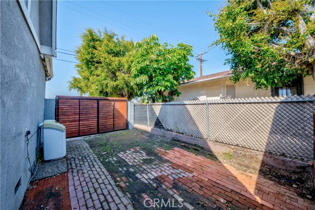 Detail Gallery Image 9 of 33 For 214 Magnolia Ave, Fullerton,  CA 92833 - 3 Beds | 2 Baths