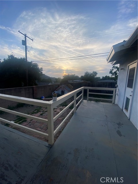 9709 Cabanas Avenue, Tujunga CA: https://media.crmls.org/medias/31ebf77e-6fe2-4020-8381-ebaba6ff14bc.jpg