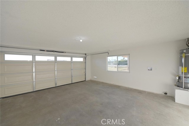 12960 El Rio Road, Victorville CA: https://media.crmls.org/medias/31ec57b1-855b-482d-ba01-10edb326af9f.jpg