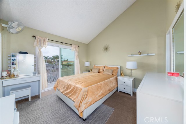 Detail Gallery Image 13 of 22 For 12010 226th St #18,  Hawaiian Gardens,  CA 90716 - 2 Beds | 2 Baths