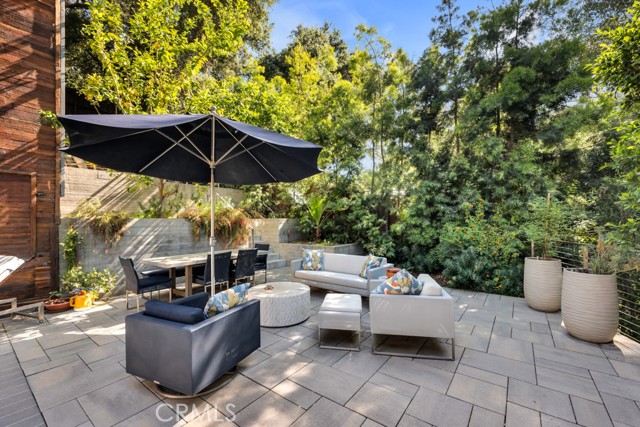 Detail Gallery Image 30 of 40 For 4315 Morro Dr, Woodland Hills,  CA 91364 - 3 Beds | 3/1 Baths