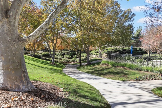 Detail Gallery Image 30 of 40 For 24431 Firenze Pl, Valencia,  CA 91355 - 3 Beds | 2 Baths