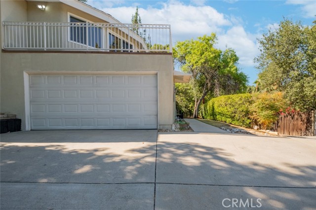 Detail Gallery Image 2 of 59 For 9530 Wheatland Ave, Shadow Hills,  CA 91040 - 3 Beds | 2/1 Baths