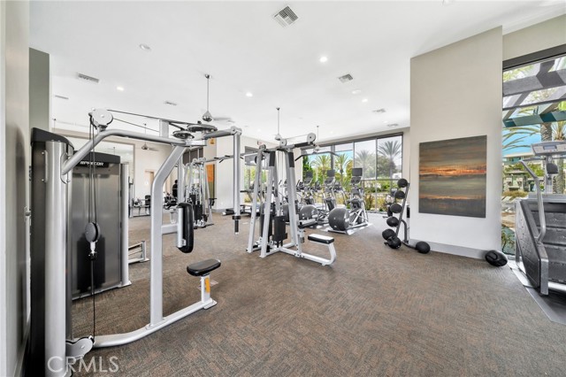5325 Pacific Terrace, Hawthorne CA: https://media.crmls.org/medias/31ee003d-a6dd-4538-9ee0-60596aff8c71.jpg