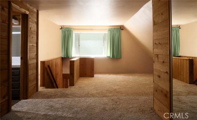 Detail Gallery Image 9 of 13 For 407 Dolly Varden Dr, Lake Arrowhead,  CA 92352 - 3 Beds | 2 Baths