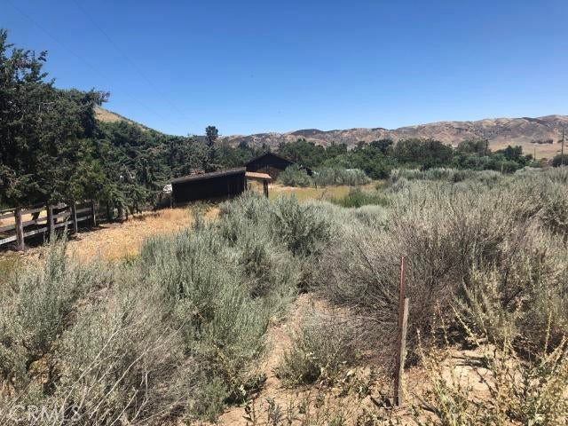 Detail Gallery Image 8 of 11 For 40120 107th, Leona Valley,  CA 93551 - – Beds | – Baths