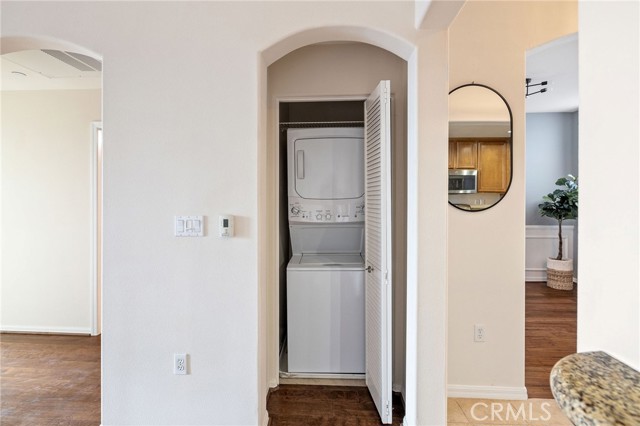 2001 Artesia Boulevard, Redondo Beach, California 90278, 1 Bedroom Bedrooms, ,1 BathroomBathrooms,Residential,Sold,Artesia,SB22258185