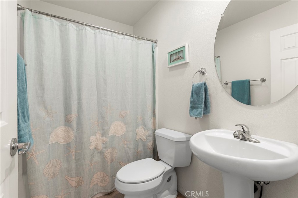 https://media.crmls.org/medias/31eed615-ffad-4769-a88d-4d28d7a724a9.jpg?preset=X-Large
