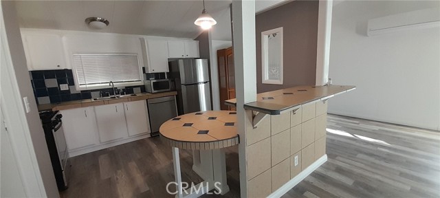 Detail Gallery Image 8 of 18 For 21801 69th, California City,  CA 93505 - 3 Beds | 2 Baths