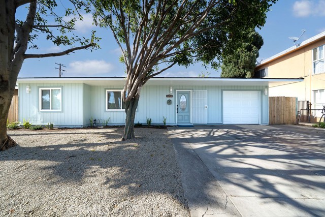Detail Gallery Image 2 of 21 For 1405 W Saint Gertrude Pl, Santa Ana,  CA 92704 - 3 Beds | 2/1 Baths