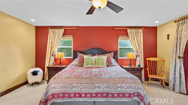 24604 Apple Street, Newhall CA: https://media.crmls.org/medias/31f067ff-1afc-4438-9206-9c12a98a3c0e.jpg