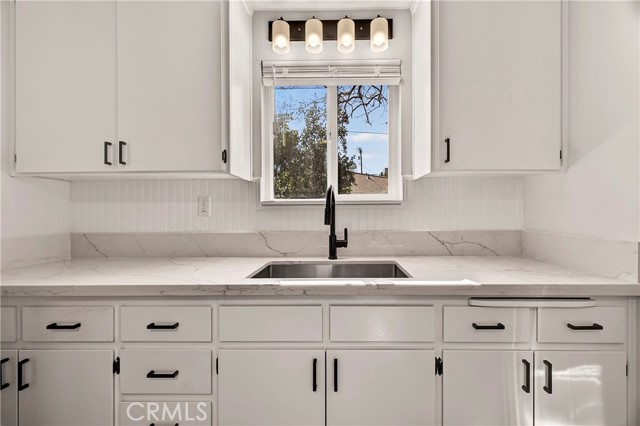 Detail Gallery Image 16 of 37 For 1128 W 5th, Chico,  CA 95928 - 3 Beds | 1 Baths